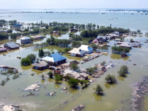 Qazaxıstanda daşqınlar: 4,8 mindən çox ev su altında