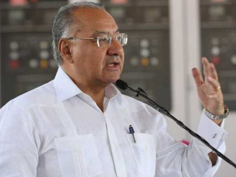 Keçmiş səfirə 15 il həbs cəzası kəsildi