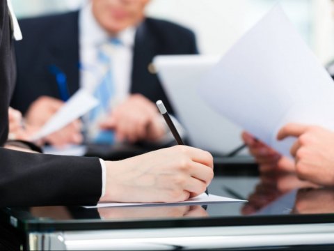 İnzibati və yardımçı vəzifələrin təsnifatı dəyişir