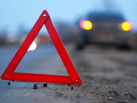 Yük maşını qaz borusuna çırpıldı - Ölən var