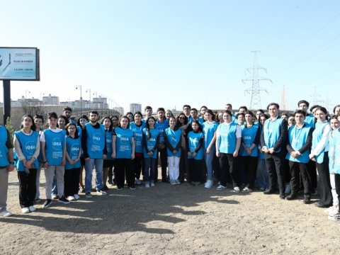 Leyla Əliyeva ağacəkmə aksiyasında - FOTOLAR