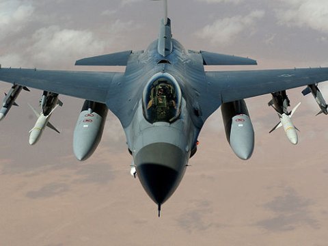 Niderland Ukrayna üçün daha 3 F-16 göndərəcək