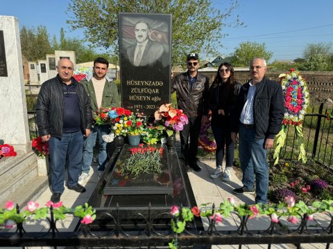 Zülfüqar Hüseynzadənin məzarı ziyarət edildi - FOTO