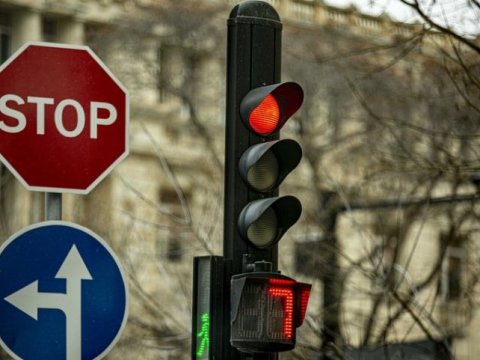 Nazirlik svetoforlarla bağlı vətəndaşlara müraciət etdi