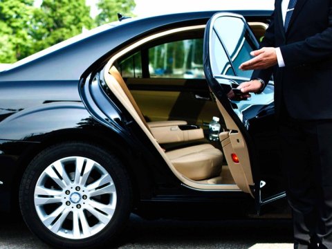 Azərbaycanda nəqliyyat islahatları: Xidməti maşınlar azaldıla bilərmi?