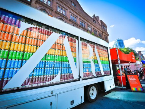 Bakıdakı geyim mağazaları cinsi azlıqları TƏBLİĞ EDİR