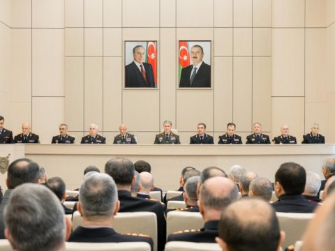 Vilayət Eyvazov kollegiya iclası keçirdi