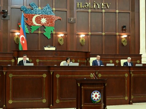 Deputatlar bu gün nələri müzakirə etdi...