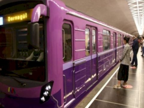 Bakı metrosunda bədbəxt HADİSƏ