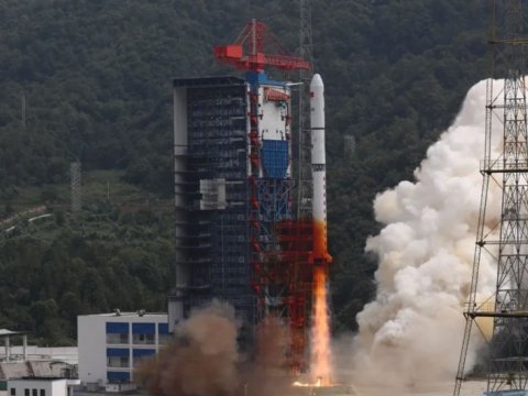 Çin daha bir vacib peyki orbitə çıxardı