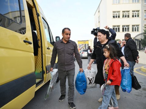 Füzuliyə növbəti köç: Bu dəfə 172 nəfər - FOTOLAR 