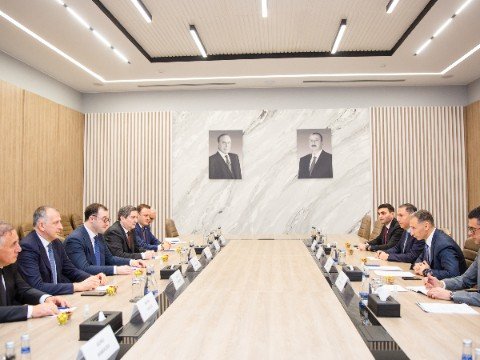 Rəşad Nəbiyev gürcüstanlı deputatlarla görüşdü