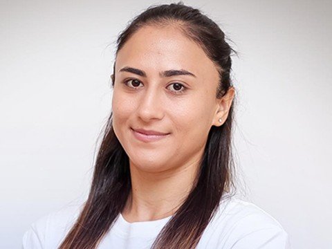 Qadın boksçumuz erməni rəqibini məğlub etdi