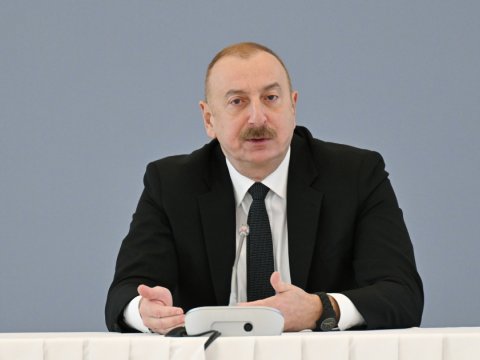 Bunun dayandırılmasını düşünmək sadəlövhlük olardı - Prezident