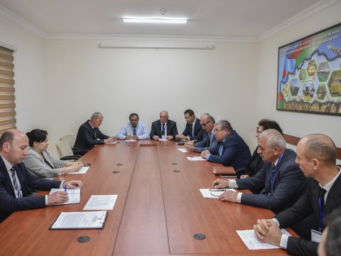 Nazirinin müavini Qusarda vətəndaşları qəbul etdi - FOTO