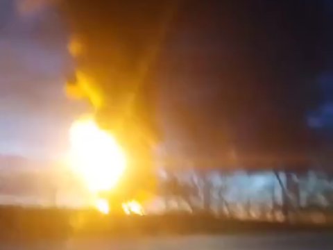 Ukrayna Rusiyanın daha bir neft anbarını VURDU 