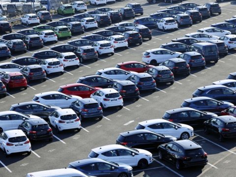 Cənubi Koreya 206 mindən çox avtomobilini geri çağırır