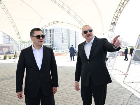 İlham Əliyevlə Sadır Japarov Ağdam şəhərində
