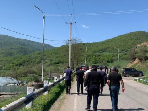 İlham Əliyev məcbur edir ki, ermənilər öz minalarını özləri təmizləsinlər!