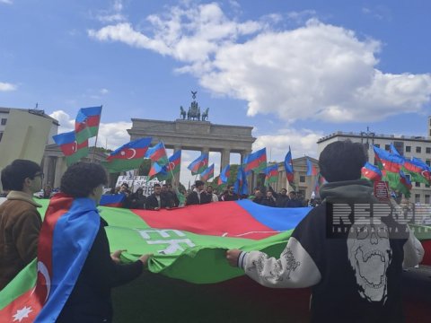 Berlində diaspor fəallarından Azərbaycana DƏSTƏK