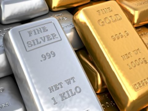 Qızıl ucuzlaşdı, gümüş isə bahalaşdı