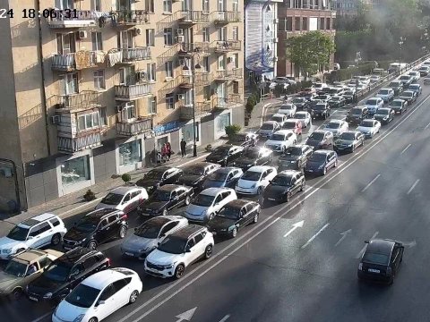 Bakının tıxaclı YOLLARI