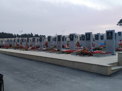 I və II Şəhidlər Xiyabanında tanınmadan 13 nəfər dəfn edilib - SİYAHI