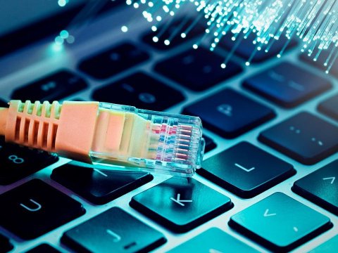 Gələn il Azərbaycanda internetin sürəti 50 Mbit/s-yə çatacaq