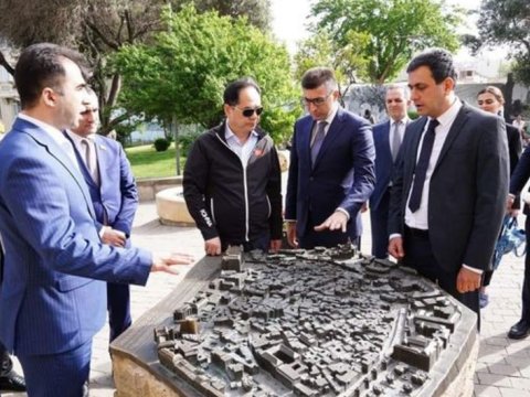 Çin Xalq Assosiasiyasının sədri İçərişəhərdə olub - FOTO