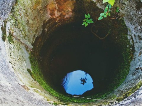 Quyudan meyit tapıldı