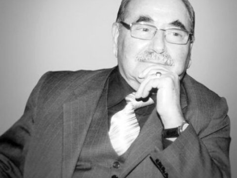 Azərbaycan ədəbi dilinə akademik baxış