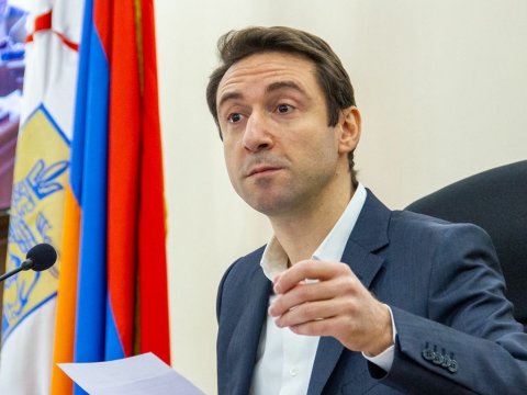 İrəvanın sabiq merinin partiyası qurultay keçirdi: Problemlərin həll vaxtı çatıb