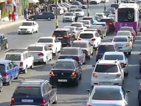 Hazırda tıxac olan yolların SİYAHISI