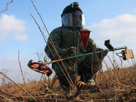 Qazaxın Xeyrimli kəndində minatəmizləmə işləri aparılır