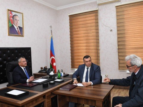Komitə sədri vətəndaşların növbəti qəbulunu keçirib - FOTO