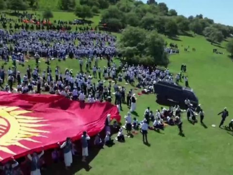 Yük maşını 29 uşağı vurdu