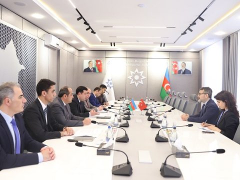 Minalarla mübarizə müzakirə edildi