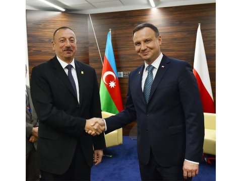 İlham Əliyev Polşa Prezidentini təbrik etdi