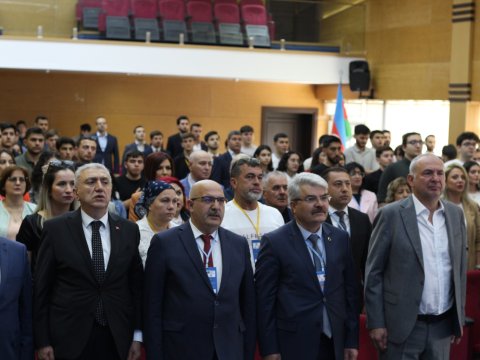 UNEC-də beynəlxalq konfransı keçirilib - FOTOLAR