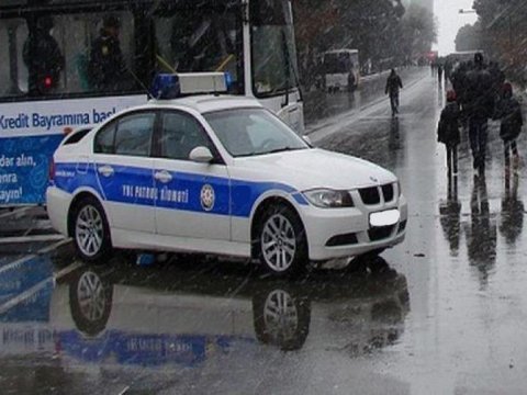 Yol polisi hava ilə bağlı sürücülərə müraciət etdi
