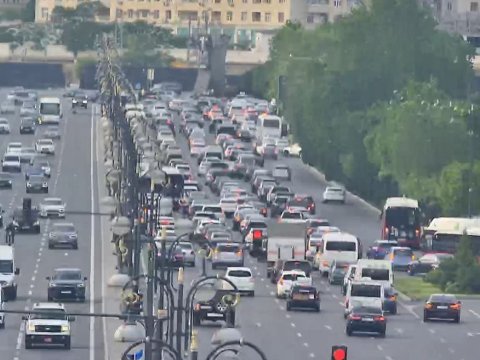 Hazırda tıxac olan yolların SİYAHISI 