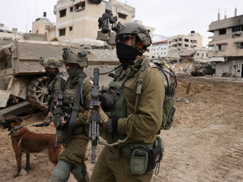 İsrail 1.4 milyon fələstinlinin sığındığı Rəfahda əməliyyata BAŞLADI