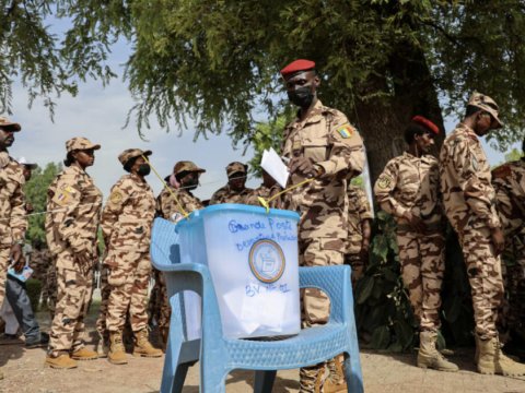 Seçki zamanı silahlı toqquşmalar - Ölənlər var 