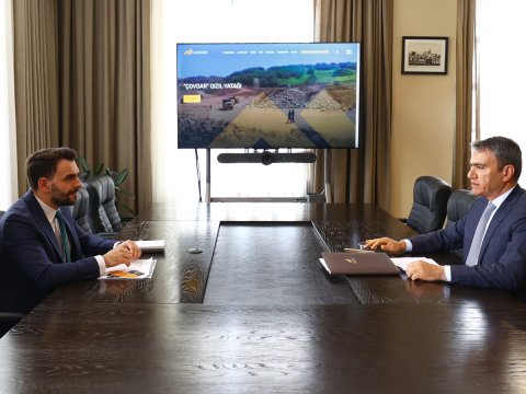 Zakir İbrahimov “Yüksəliş”in qalibi ilə görüşdü - FOTO