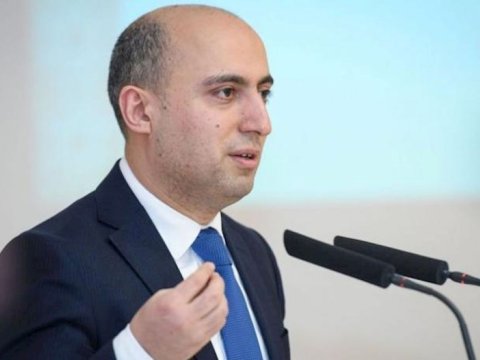 Elmlə ali təhsil bir yerdə olmayanda inkişaf olmur - Nazir