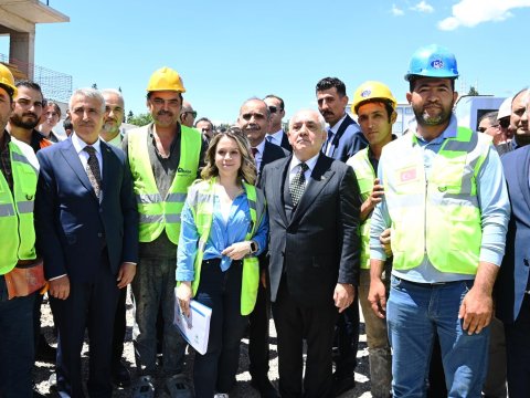 Əli Əsədov Kahramanmaraşdakı “Azərbaycan məhəlləsi”ndə - FOTOLAR