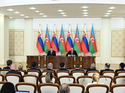 İlham Əliyev və Slovakiya Baş naziri mətbuata bəyanatlarla çıxış ediblər