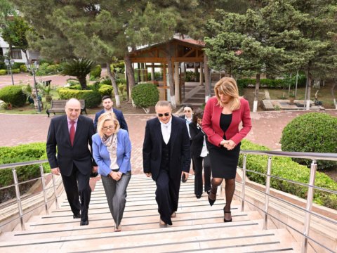 Bolqarıstanın birinci xanımı Azərbaycan milli mətbəxi ilə tanış olub - FOTO
