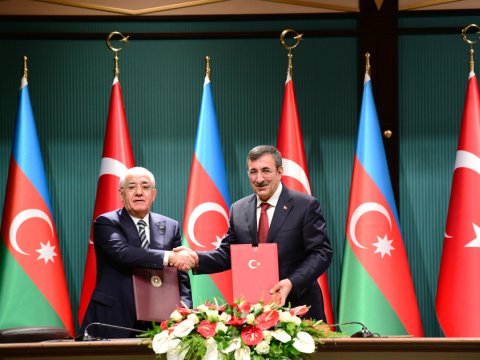 Azərbaycanla Türkiyə arasında sənədlər İMZALANDI