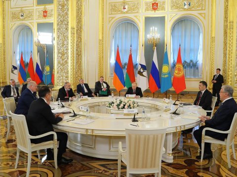 Paşinyanın sədrliyi ilə Moskva görüşü başladı 